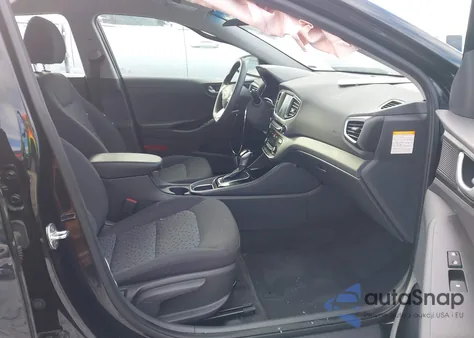 2018 Hyundai Ioniq Hybrid Blue from USA, damaged, VIN KMHC65LC6JU099721